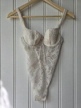 Victoria's Secret Cream Lace Lingerie Teddy Bodysuit 32B